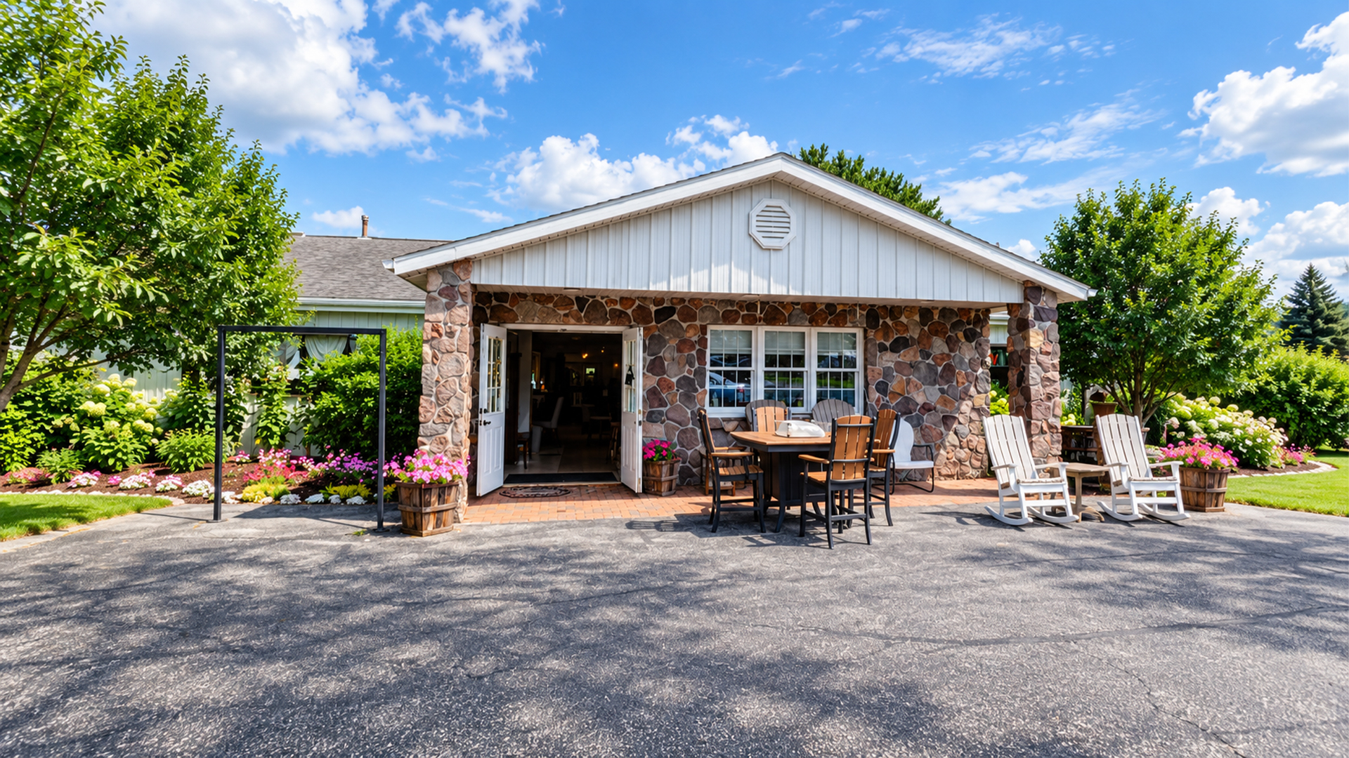 Best Amish Furniture Stores Around Nappanee, IN